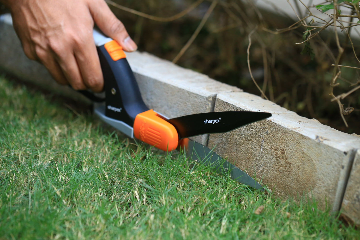 360 Degree Swivel Grass Shear